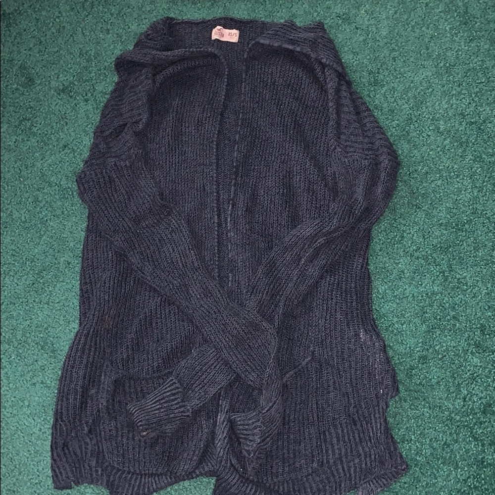 😇hollister cardigan😇